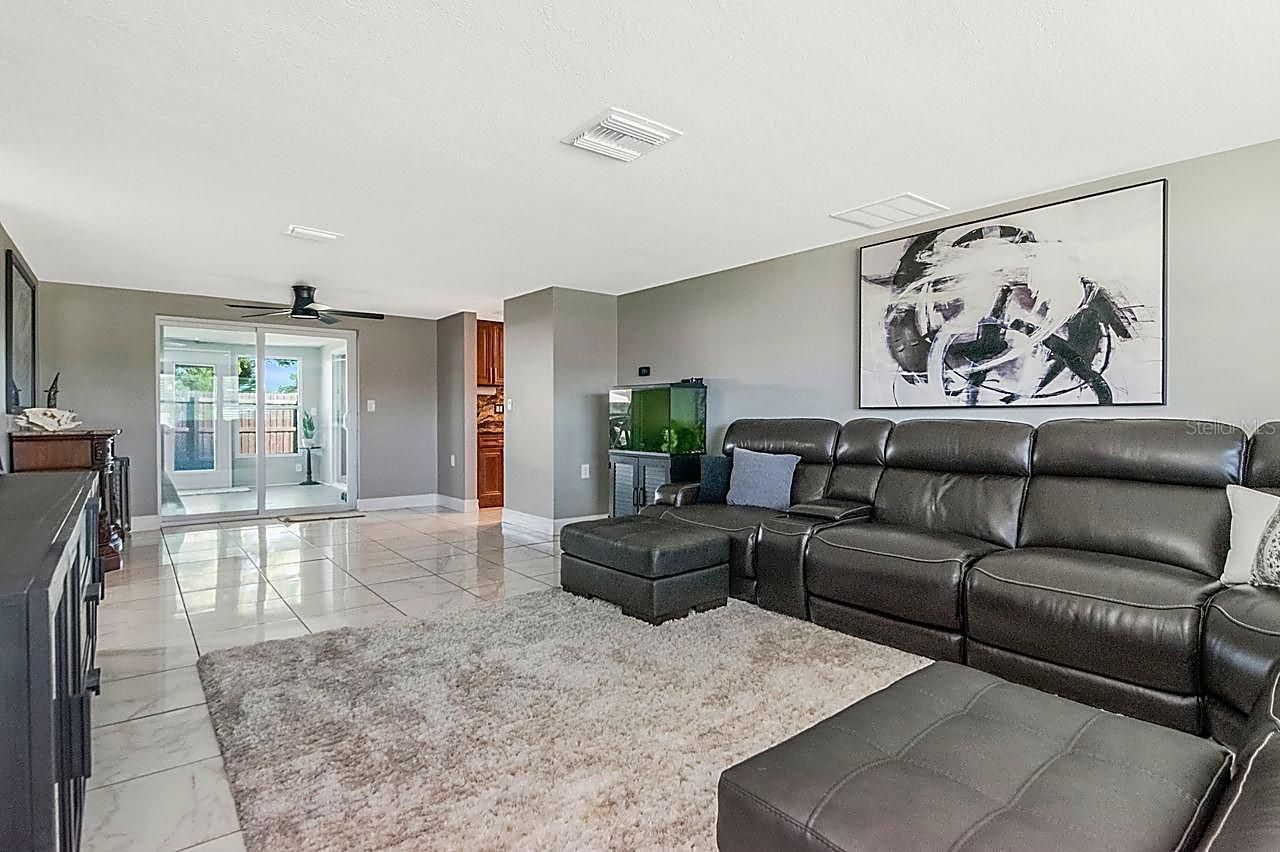 5735 Mosaic Drive, Holiday, FL 34690 Photo