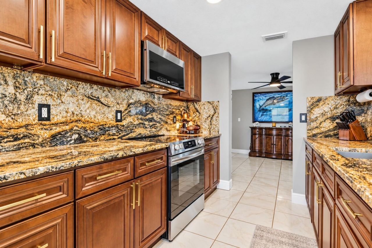 5735 Mosaic Drive, Holiday, FL 34690 Photo