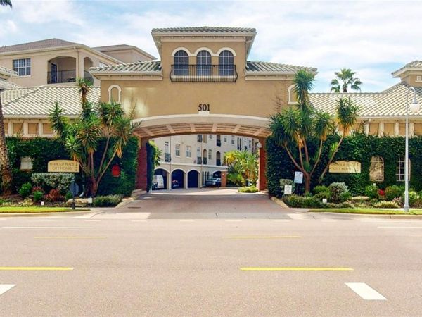 501 KNIGHTS RUN AVENUE , Unit 2121, TAMPA, FL 33602