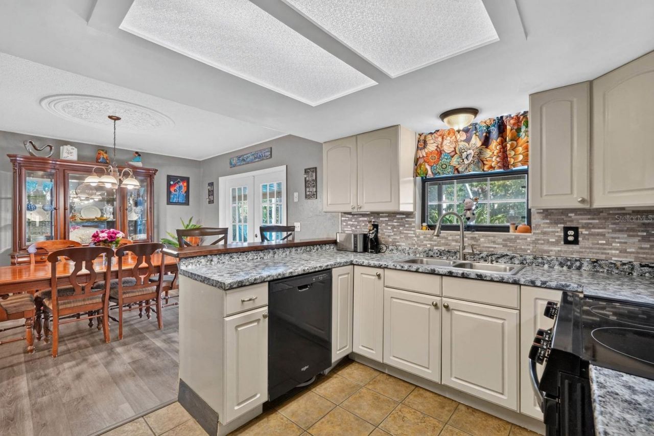 625 Wildwood Drive, New Smyrna Beach, FL 32168 Photo