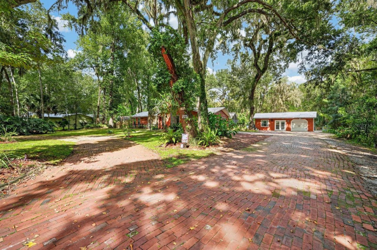 625 Wildwood Drive, New Smyrna Beach, FL 32168 Photo