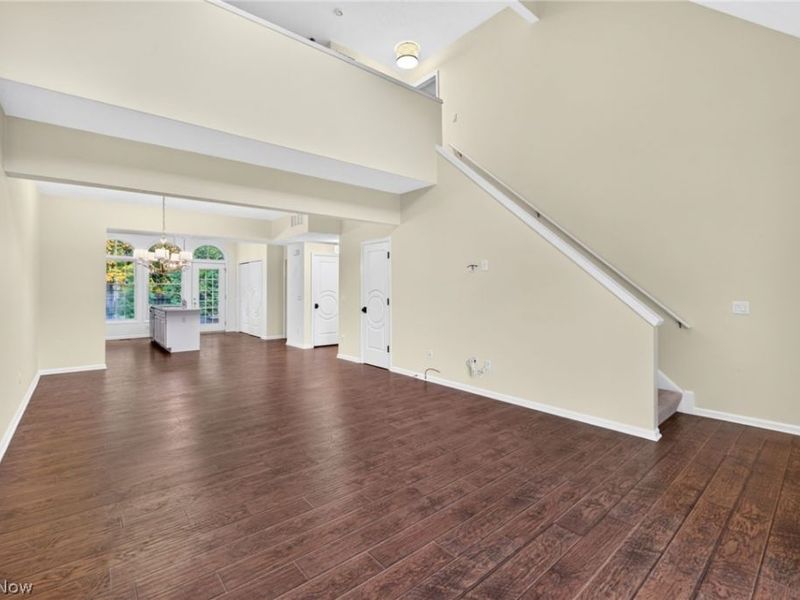 2084 Jennifer Street, Akron, OH 44313 Photo 3