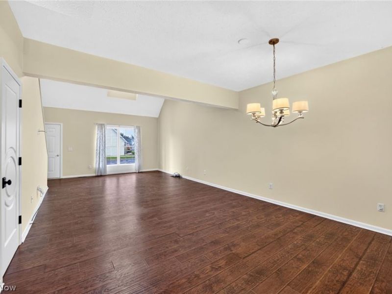 2084 Jennifer Street, Akron, OH 44313 Photo 5