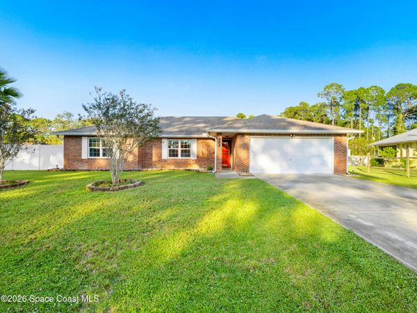 585 Boxthorn Avenue NW , Palm Bay, FL 32907