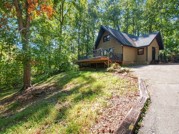7710 Chester Rd, Fairview, TN 37062