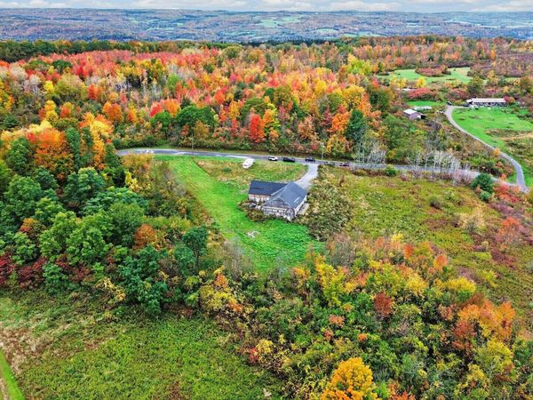 403 Shellstone Road, Amsterdam, NY 12010