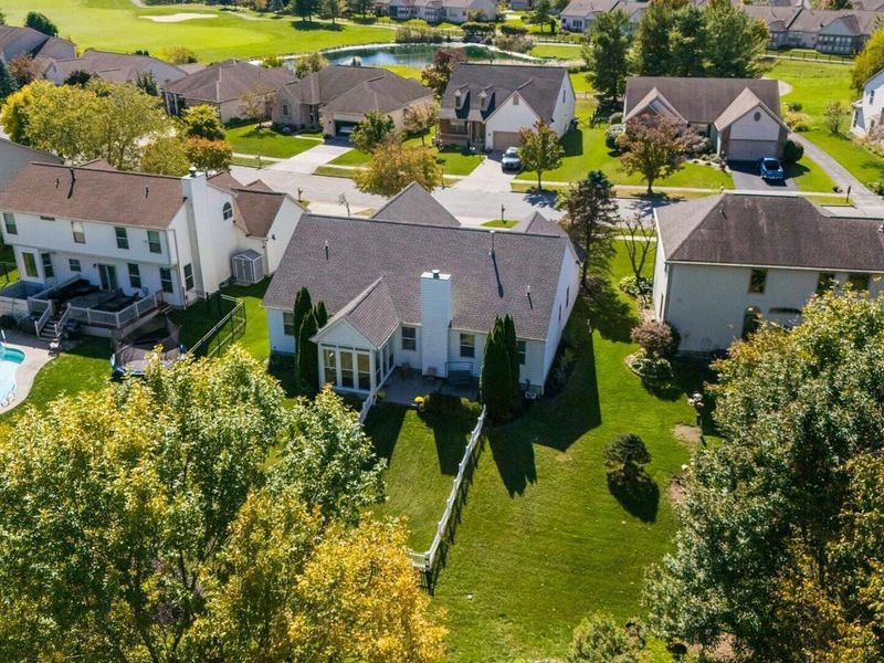 130 Trail E, Etna, OH 43062 Photo 2