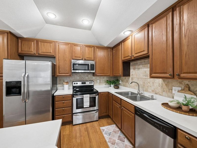 1327 Allington Lane, Columbus, OH 43240 Photo 16