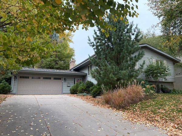 5616 Countryside Road, Edina, MN 55436
