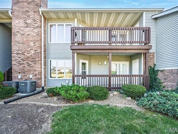 811 King Drive, Unit 1C, St Charles, MO 63303