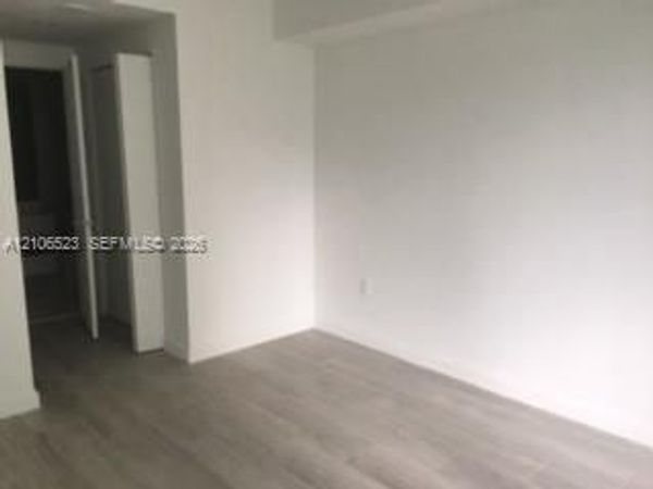 55 SW 9th St , Unit 1110, Miami, FL 33130