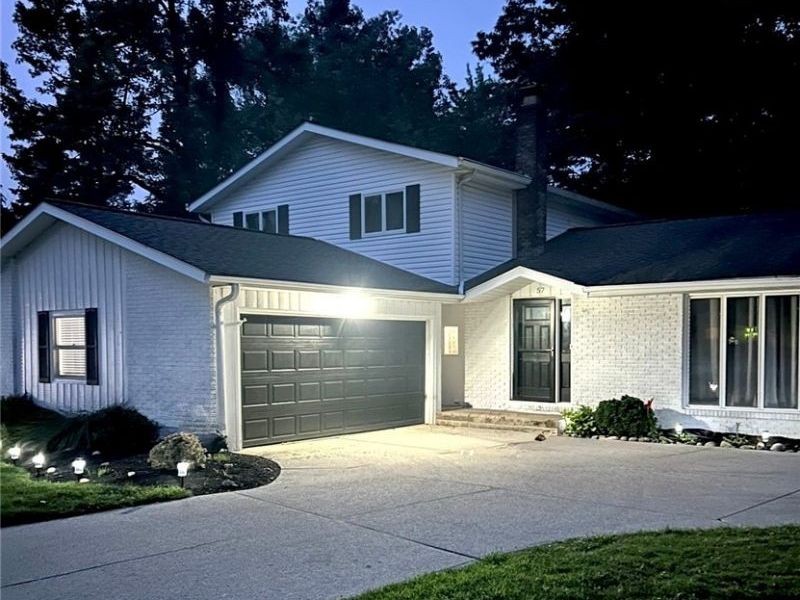 57 Woodhollow Drive, Brunswick, OH 44212 Photo 2