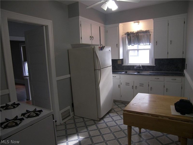710 E 155th Street, Cleveland, OH 44110 Photo 21