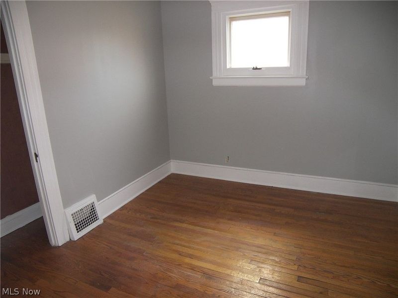 710 E 155th Street, Cleveland, OH 44110 Photo 23
