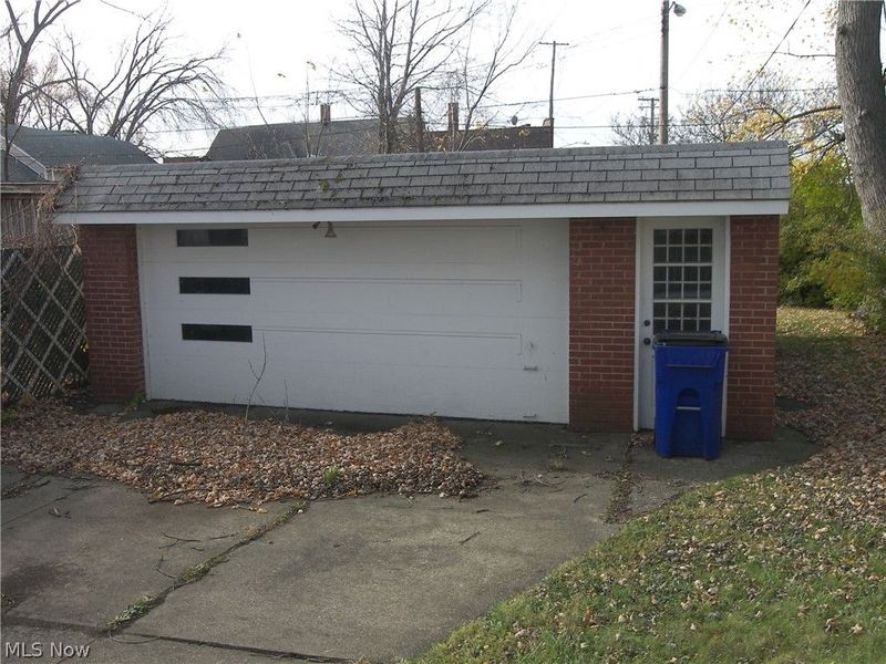 710 E 155th Street, Cleveland, OH 44110 Photo 3