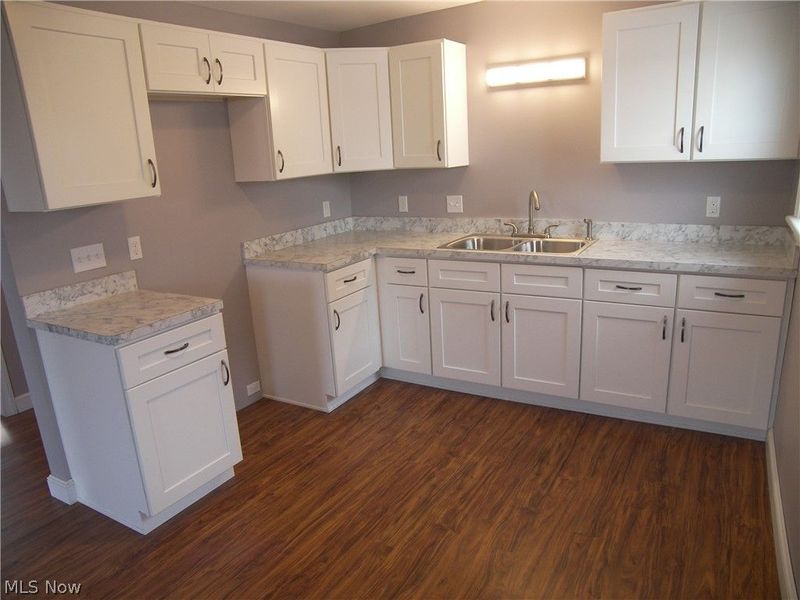 710 E 155th Street, Cleveland, OH 44110 Photo 8
