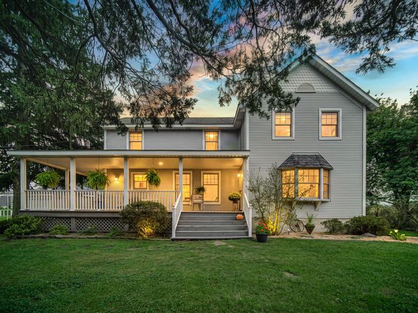 16911 White Oak Avenue , Lowell, IN 46356