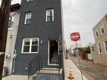 2609 ALMOND STREET, PHILADELPHIA, PA 19125