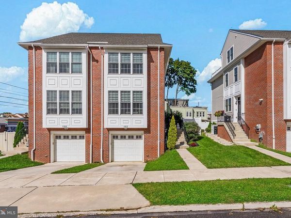 502 KINGSLEY COURT, PHILADELPHIA, PA 19128