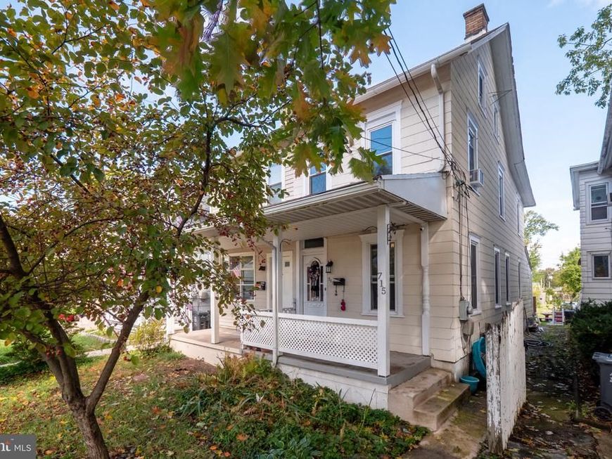 715 West Broad Street, Quakertown, PA 18951 Main Photo