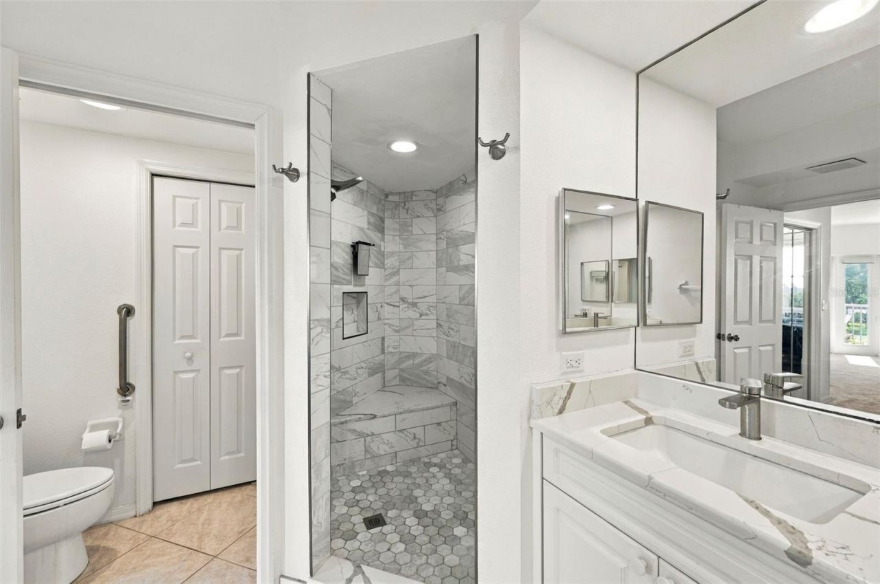 1200 Country Club Drive, Unit 2306, Largo, FL 33771 Photo