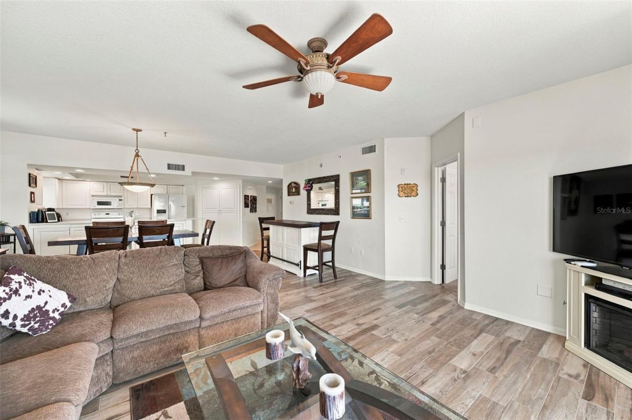 1200 Country Club Drive, Unit 2306, Largo, FL 33771 Photo