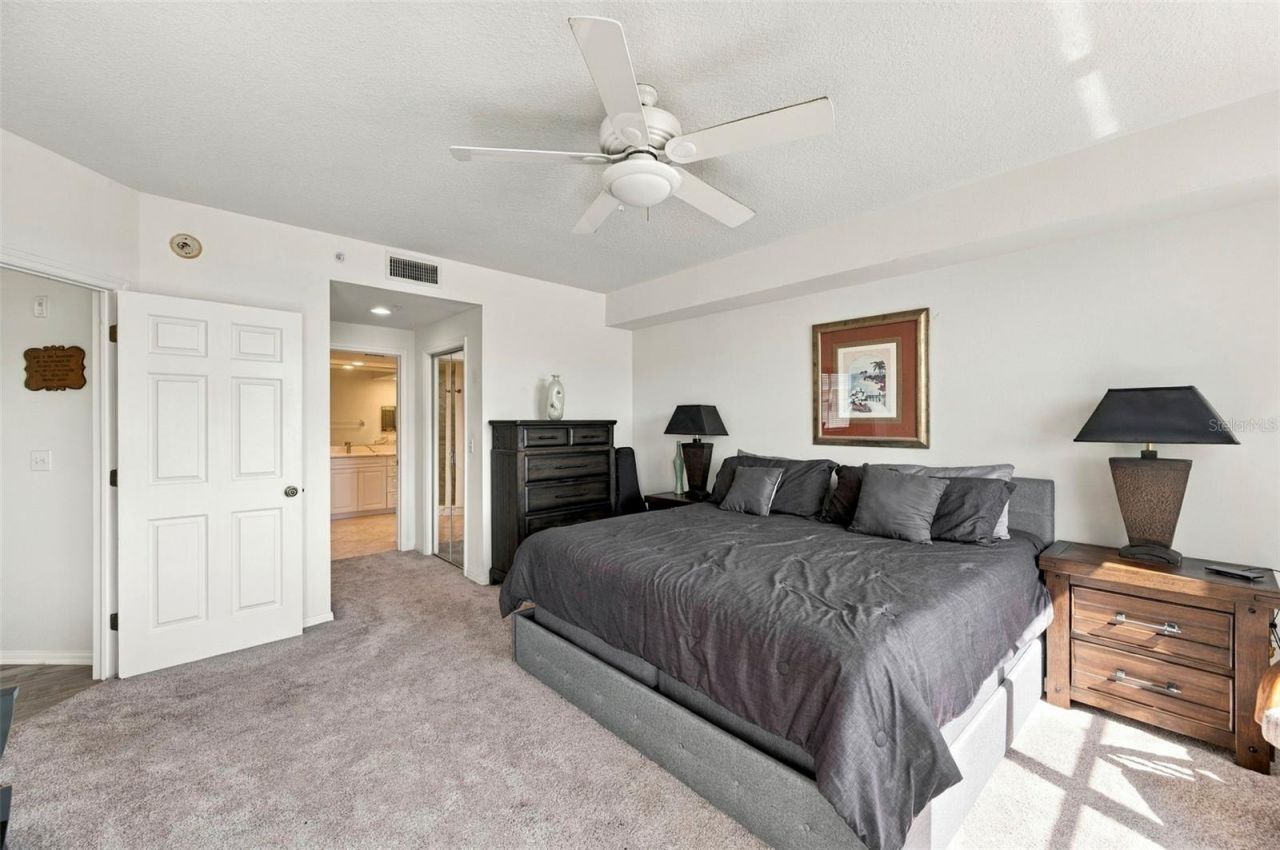 1200 Country Club Drive, Unit 2306, Largo, FL 33771 Photo