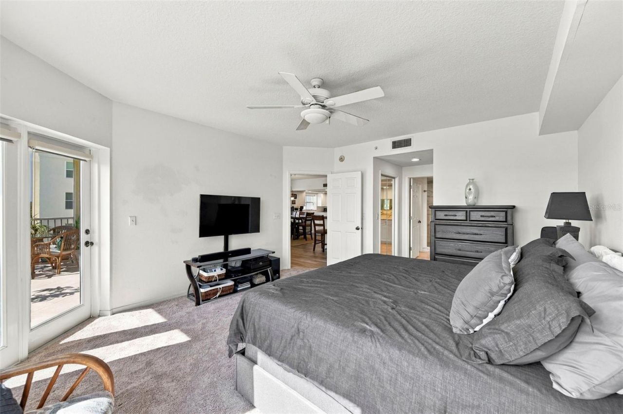 1200 Country Club Drive, Unit 2306, Largo, FL 33771 Photo