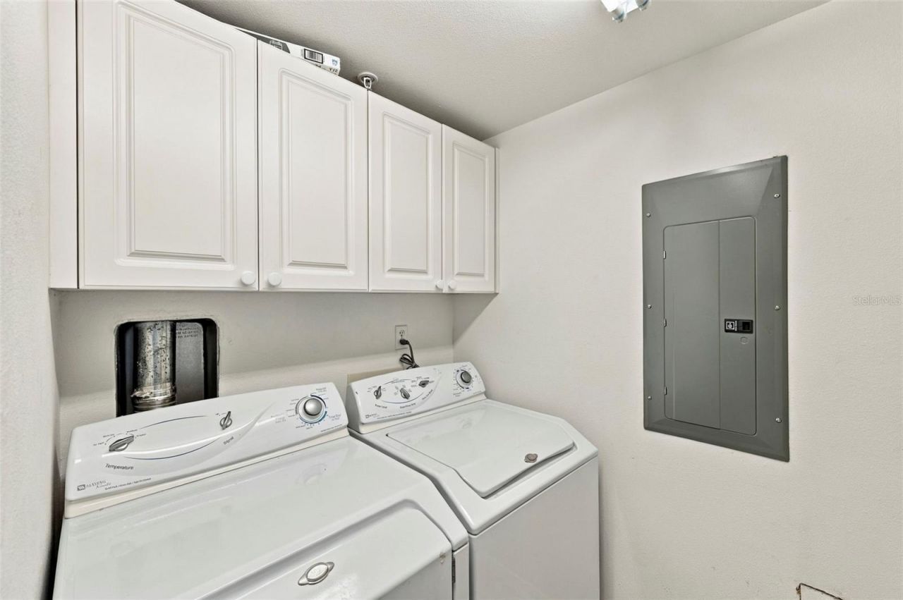 1200 Country Club Drive, Unit 2306, Largo, FL 33771 Photo