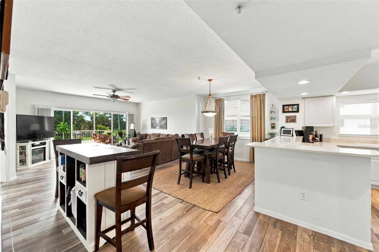 1200 Country Club Drive, Unit 2306, Largo, FL 33771 Photo