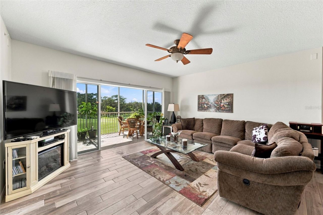 1200 Country Club Drive, Unit 2306, Largo, FL 33771 Photo