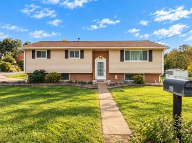 1115 Deerfield Drive, Fairmont, WV 26554