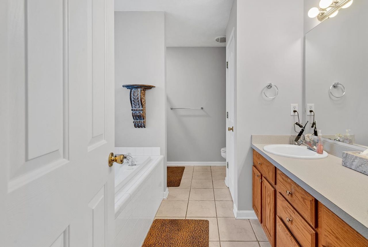 6905 Woodhaven Dr.  Photo 28