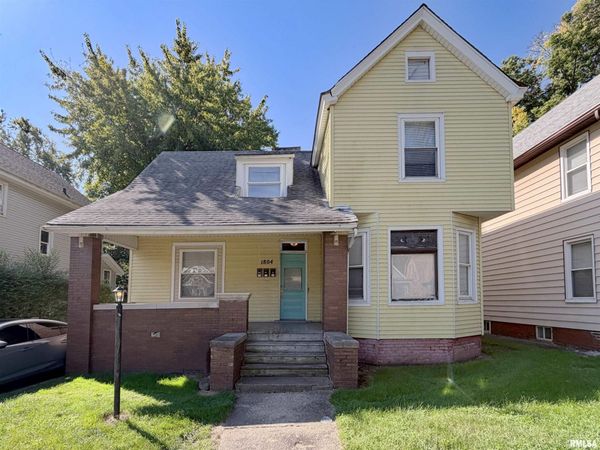 1804 W FREDONIA Avenue, Peoria, IL 61606