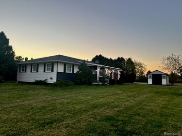 9025 Hoffman Road, London Township, Mi 48159