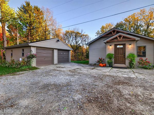 12202 E Bristol Road , Davison Township, Mi 48423