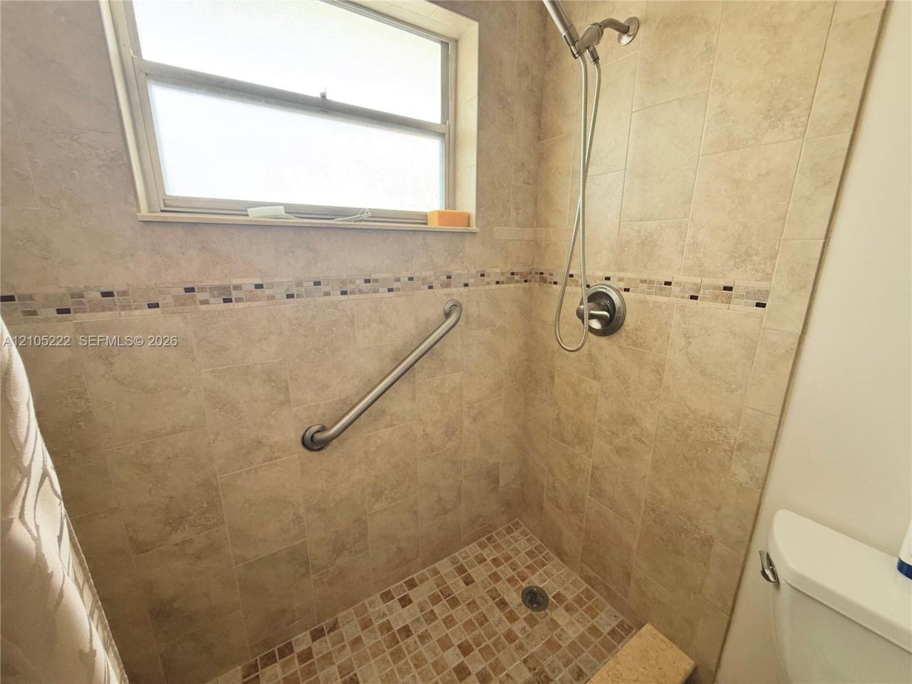 500 NE 14th Ave, Unit 208, Hallandale Beach, FL 33009 Photo