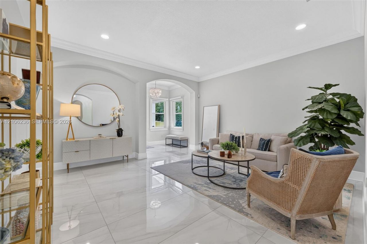 14940 NW 89th Ave, Miami Lakes, FL 33018 Photo