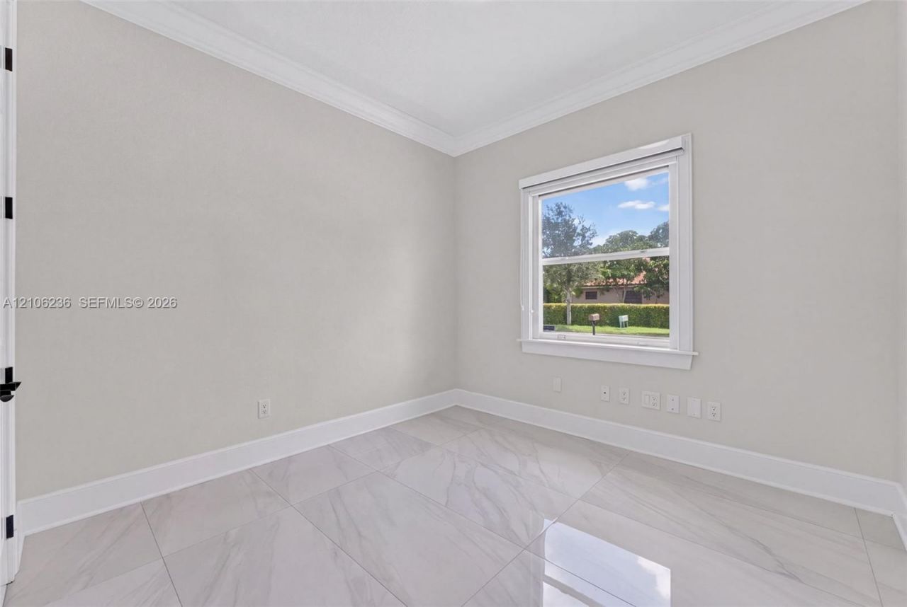 14940 NW 89th Ave, Miami Lakes, FL 33018 Photo