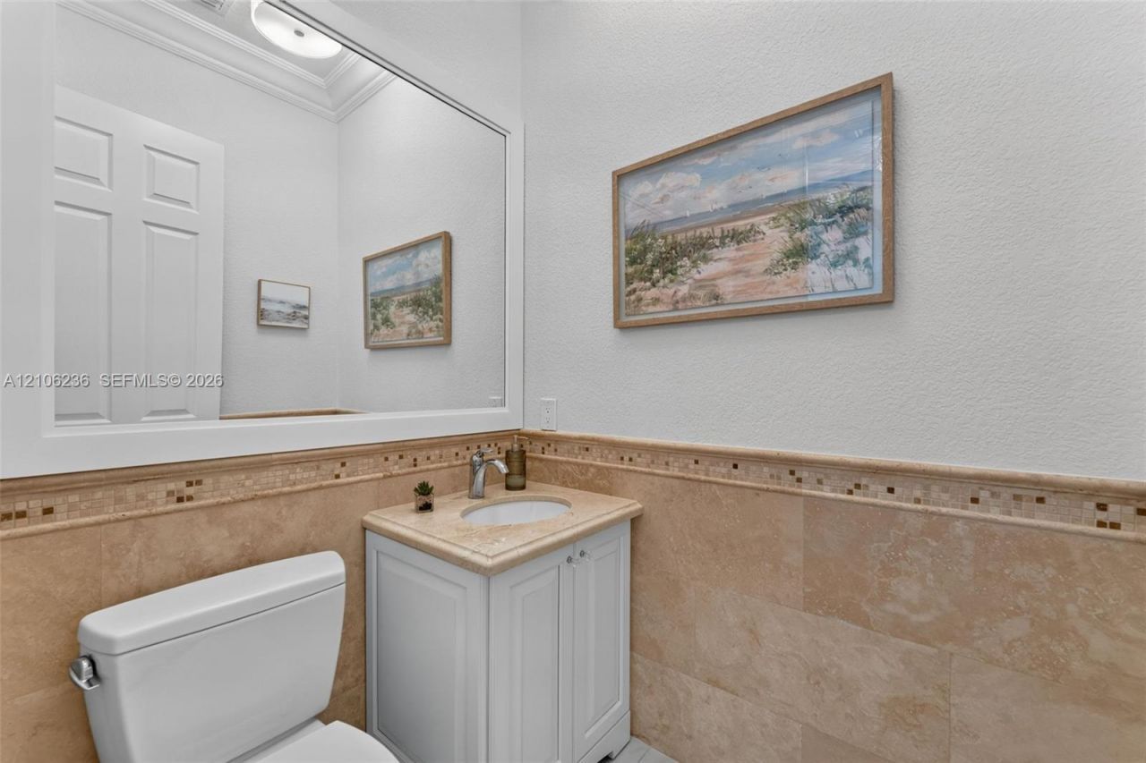 14940 NW 89th Ave, Miami Lakes, FL 33018 Photo