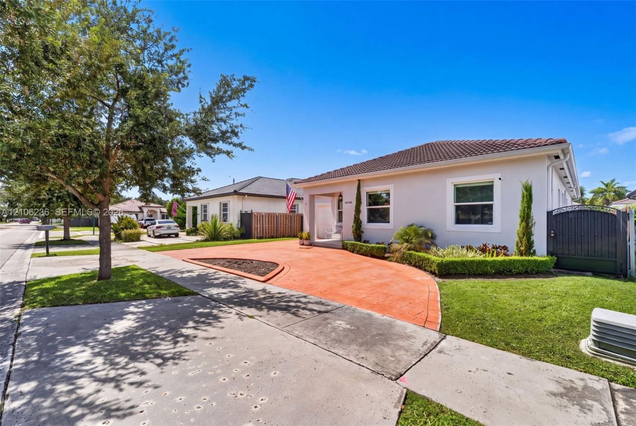 14940 NW 89th Ave, Miami Lakes, FL 33018 Photo