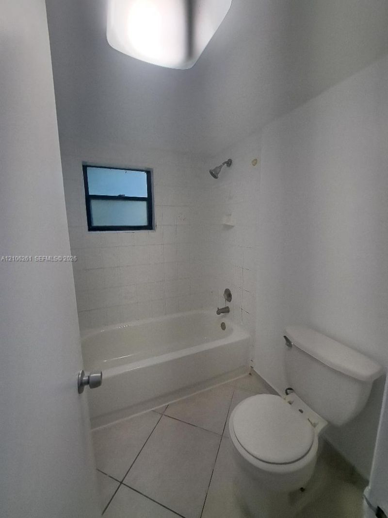3100 N Pine Island Rd, Unit 104, Sunrise, FL 33351 Photo