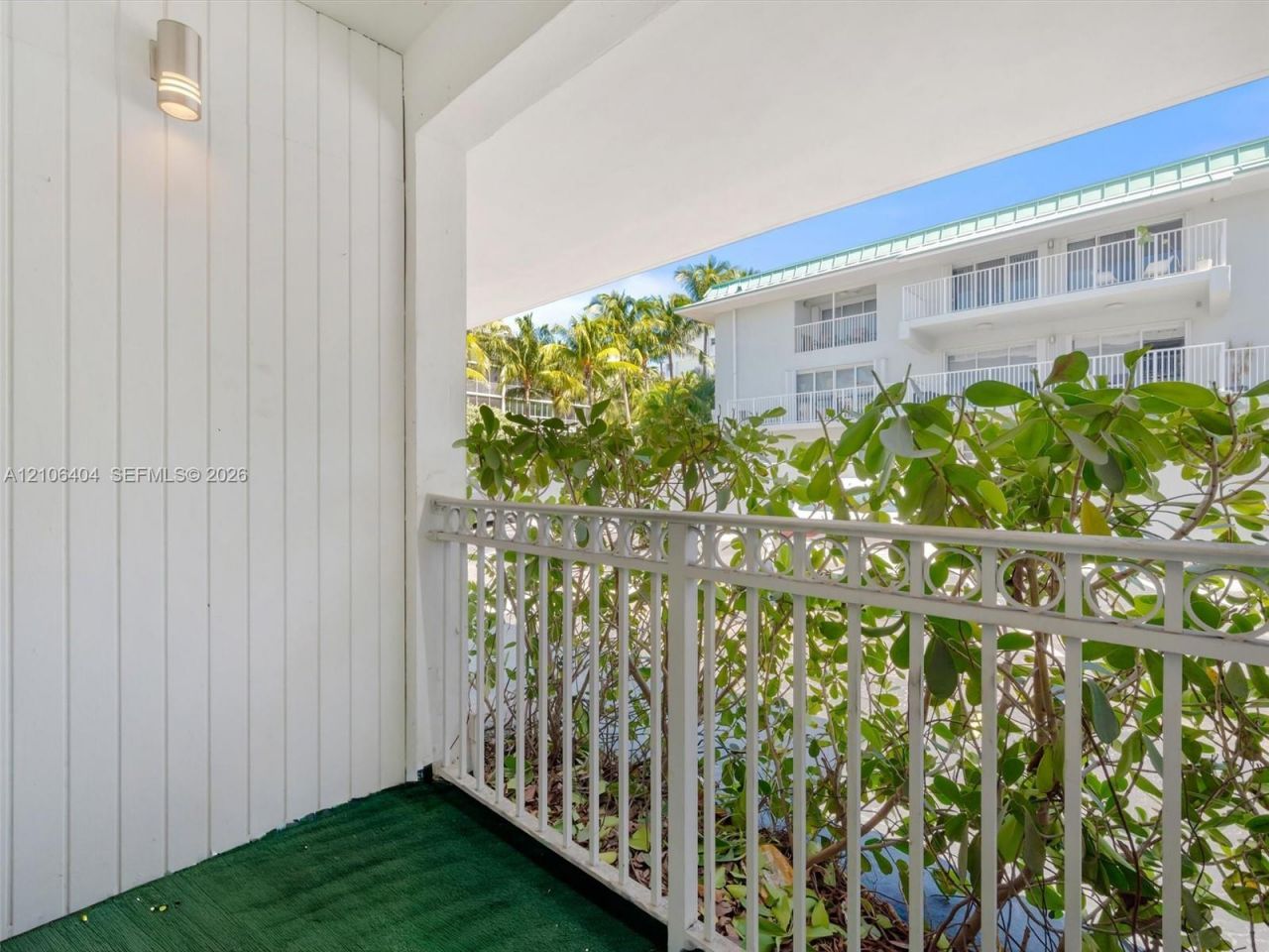 290 Sunrise Dr, Unit 1-B, Key Biscayne, FL 33149 Photo