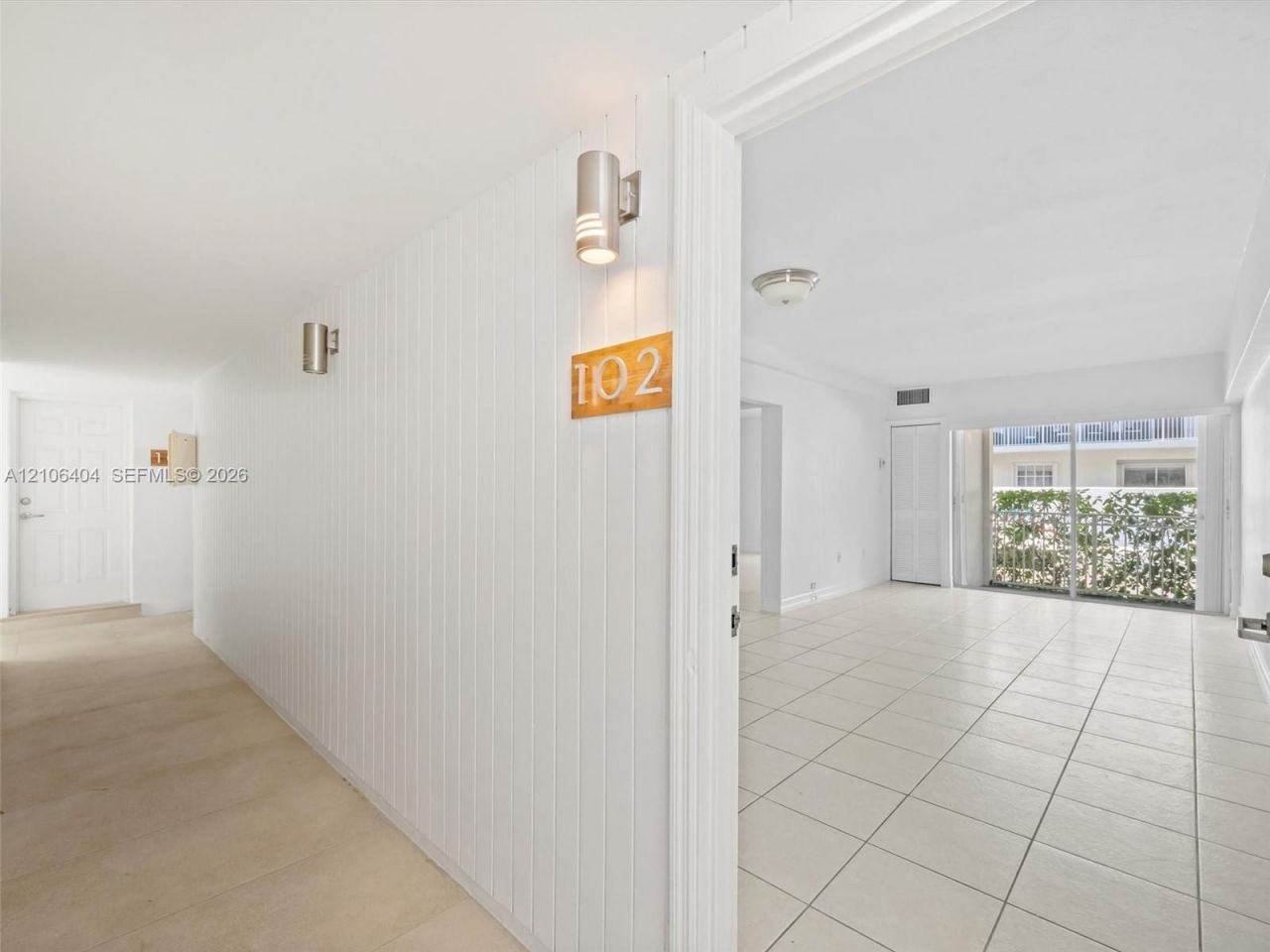 290 Sunrise Dr, Unit 1-B, Key Biscayne, FL 33149 Photo