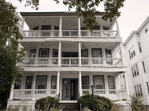 921 Park Avenue, Albany, NY 12208