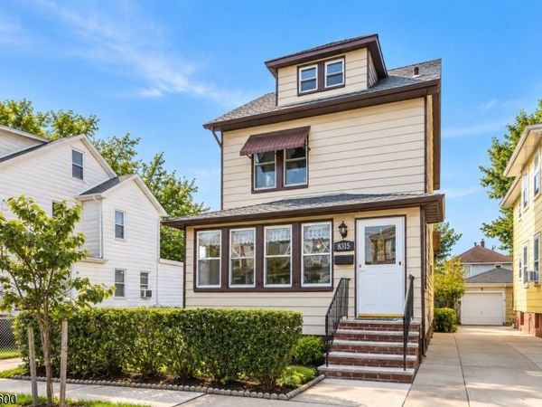 8315 4th Ave, North Bergen, NJ 07047