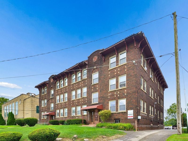 725 Bryson Street, Youngstown, OH 44502 Photo 6