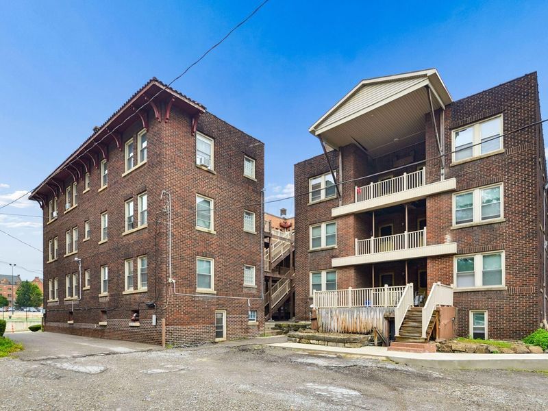 725 Bryson Street, Youngstown, OH 44502 Photo 8