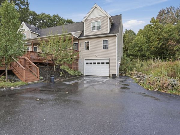 11 Michael Drive, Unit 11, Rutland, MA 01543