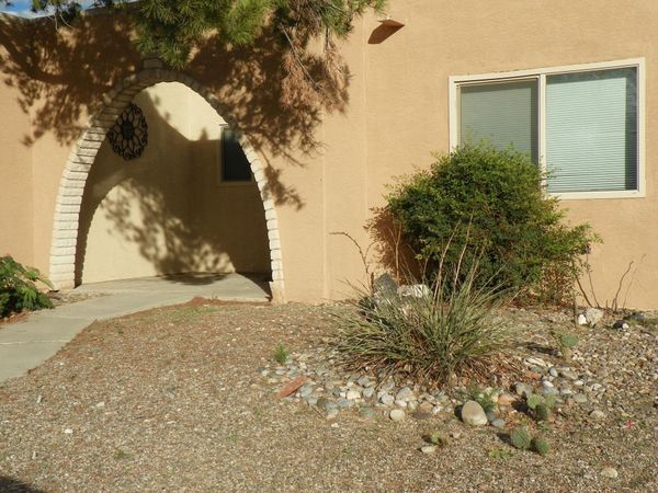 1300 Grande Boulevard SE, Unit APT B, Rio Rancho, NM 87124